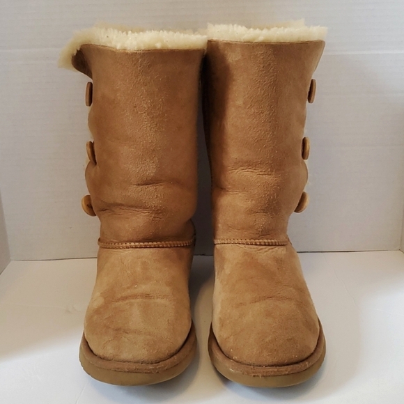 Ugg Bailey Button Triplet Boots - Picture 1 of 12